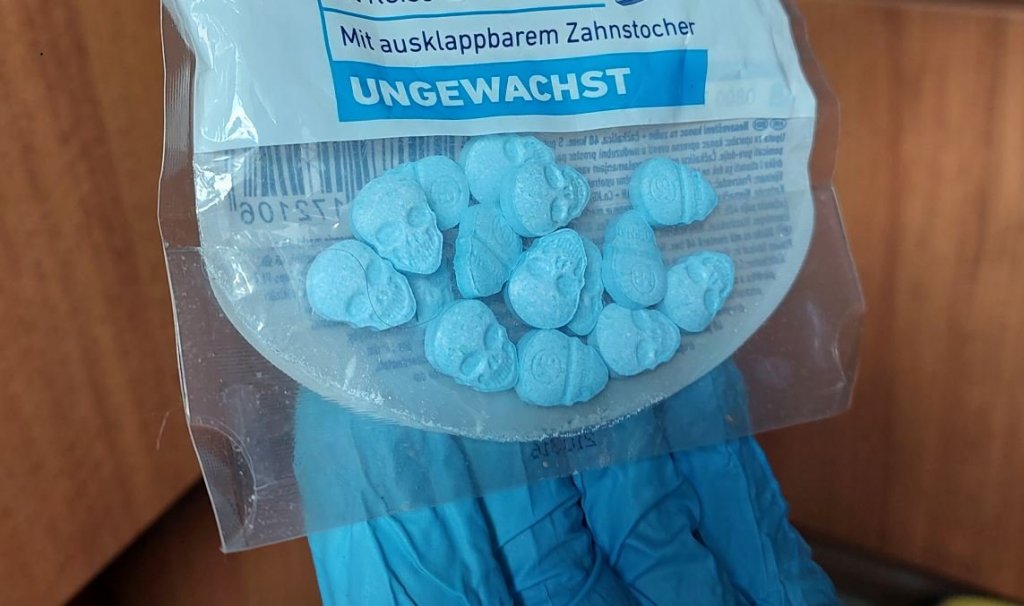 Hat embert elfogtak, hármat őrizetbe vettek