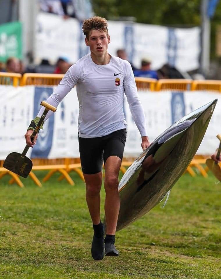 Óriási sikert ért el Pluzsik Mihály, a Szentendrei kajak-kenu SE 17 éves versenyzője