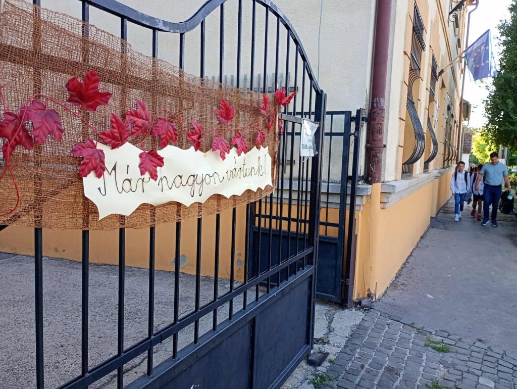 Becsengettek: elkezdődött a 2025/26-os tanév Budakalászon