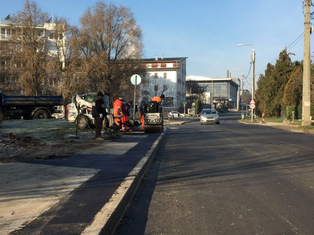 A Kálvária úti kapubejárók burkolatát is felújítják