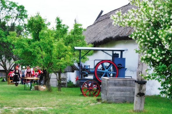 A kormány döntött a Népi építészeti program támogatásairól