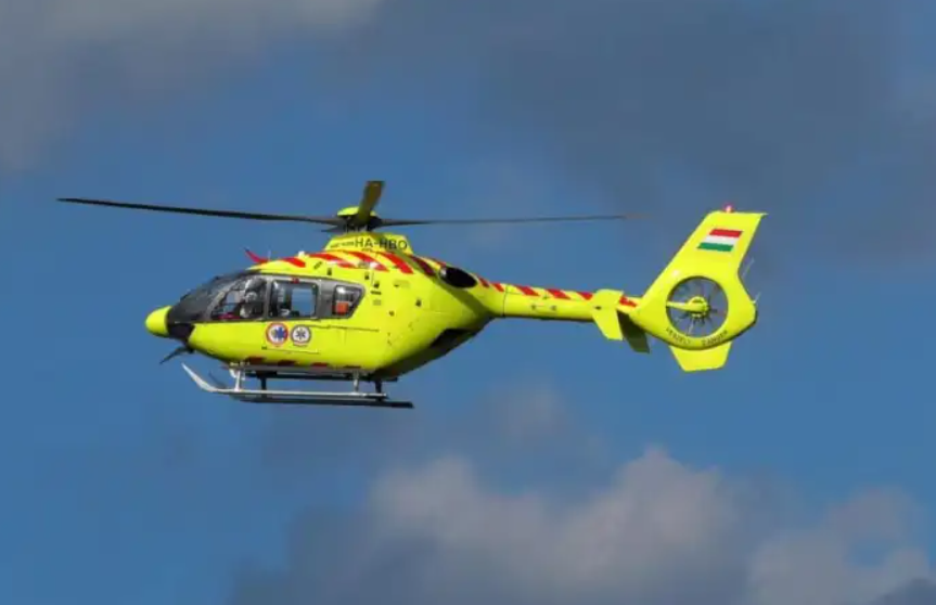 Mentőhelikopterrel érkezett a segítség