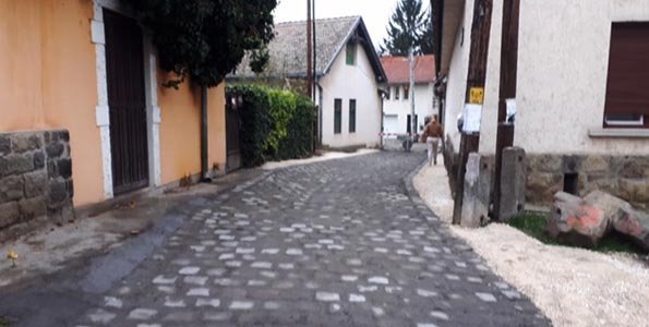 Új burkolatot kapott a Kisfaludy utca