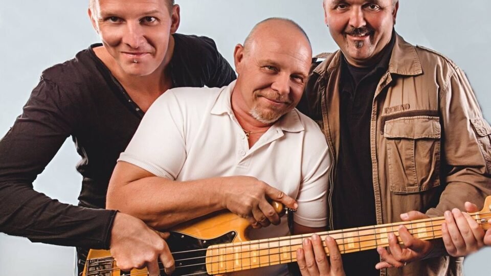 Cuki Presszó koncert a Faluházban