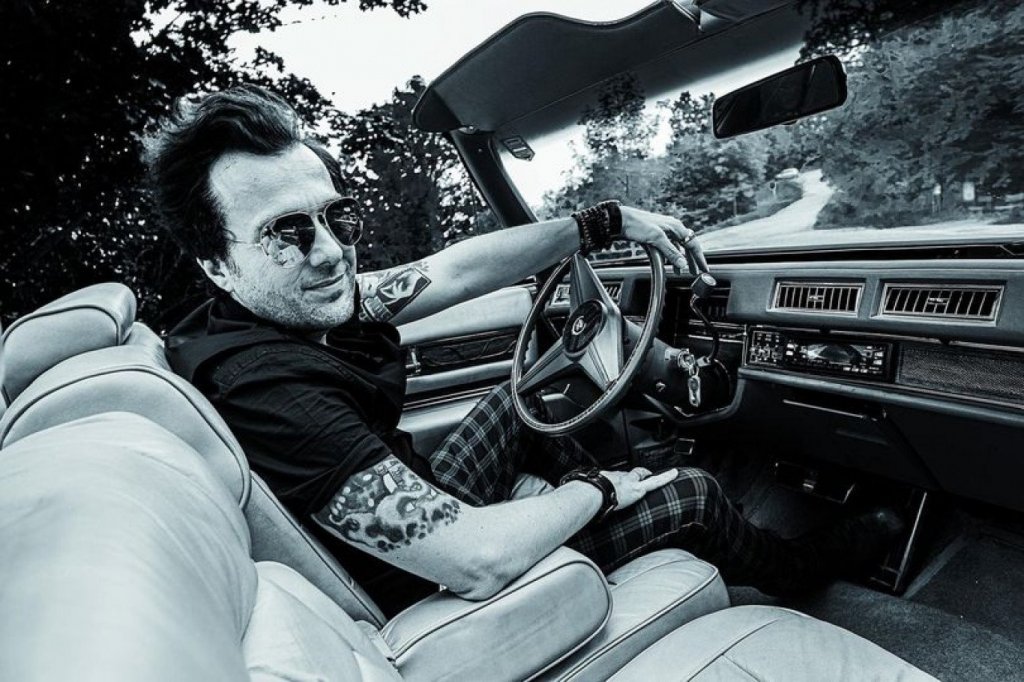 Elhunyt Kőváry Péter