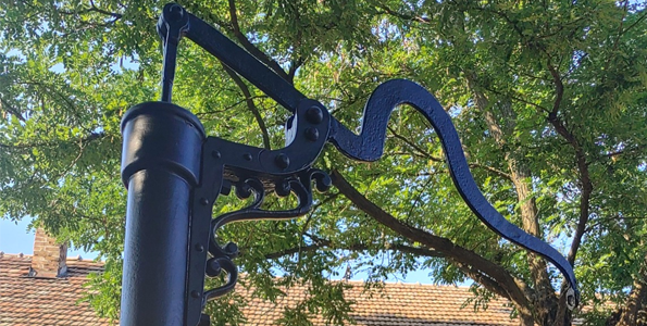 VÁROSKÉPI ÉKSZEREK: MŰKÖDIK A RAB RÁBY TÉRI STANGLIS KÚT, RÖVIDESEN MEGÚJUL A KMETTY TÉRI IS