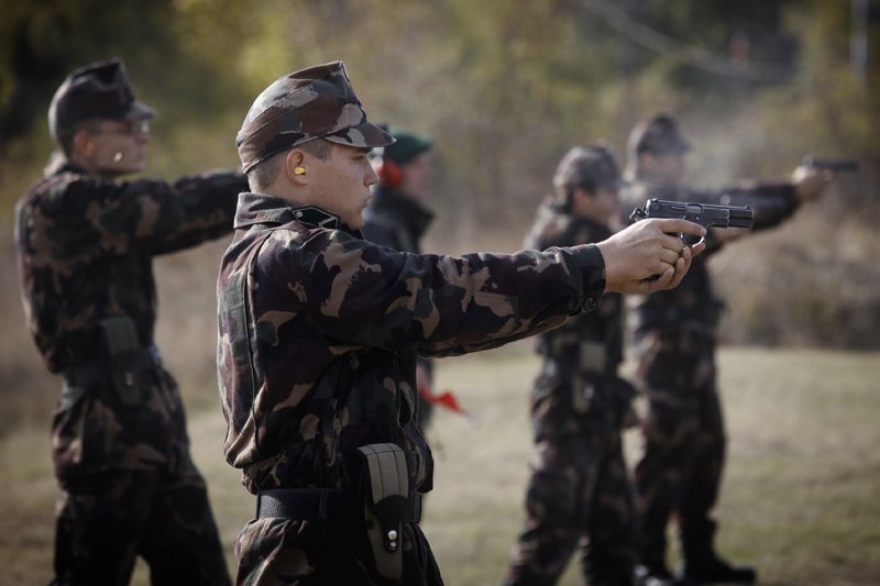 ÉLES LŐGYAKORLATOK MÁRCIUSBAN