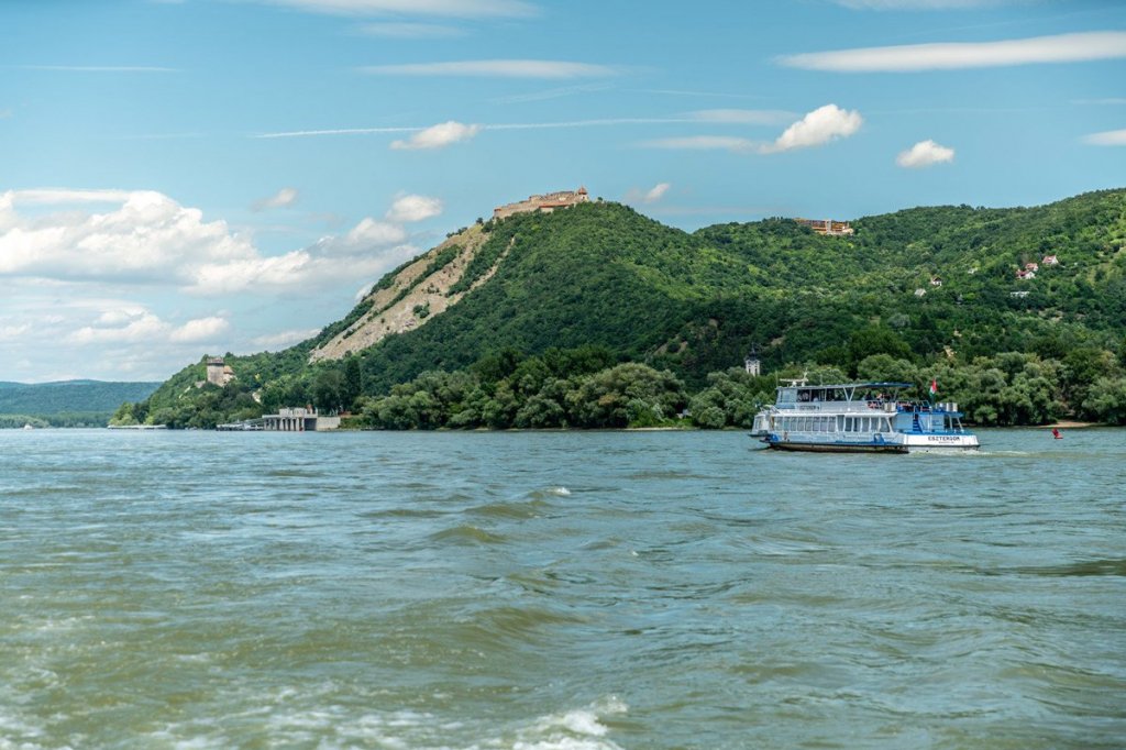 Új kikötők a Dunakanyarban!