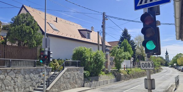 Ismét működik a jelzőlámpa a Szentlászlói úton, a Mária utcánál