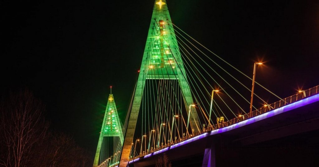 Újra karácsonyi díszkivilágítást kap a Megyeri híd