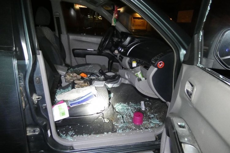 Vadászfegyvert és pénzt lopott egy 35 éves gyanúsított Pomázon