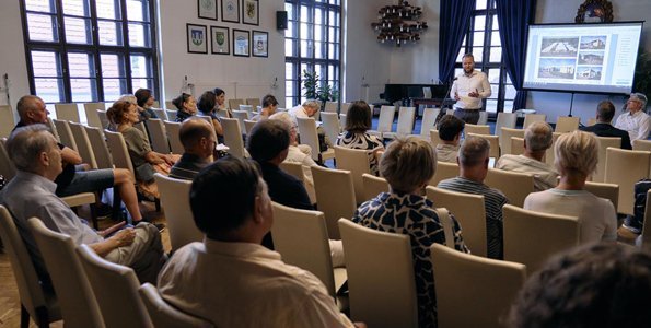 Lakossági fórum, új koncepció, új irányok