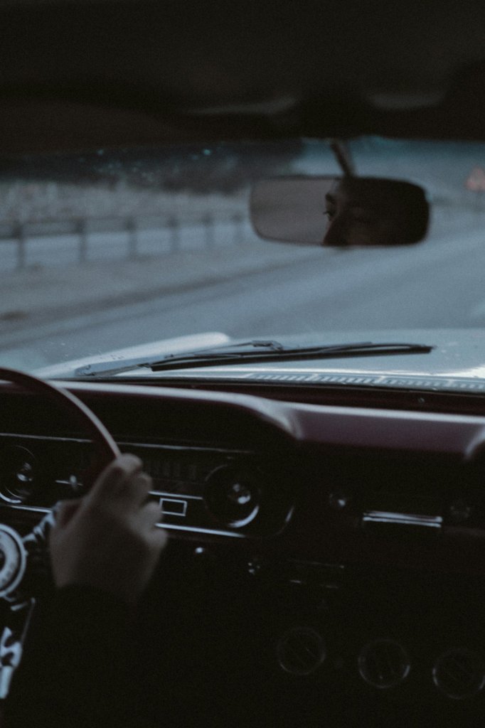 Balesetveszély a 11-es úton: Téli reggelek kínos tanulsága