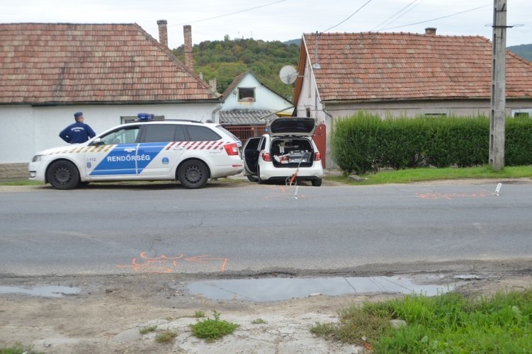 Autók elé ugrált egy férfi Pomázon