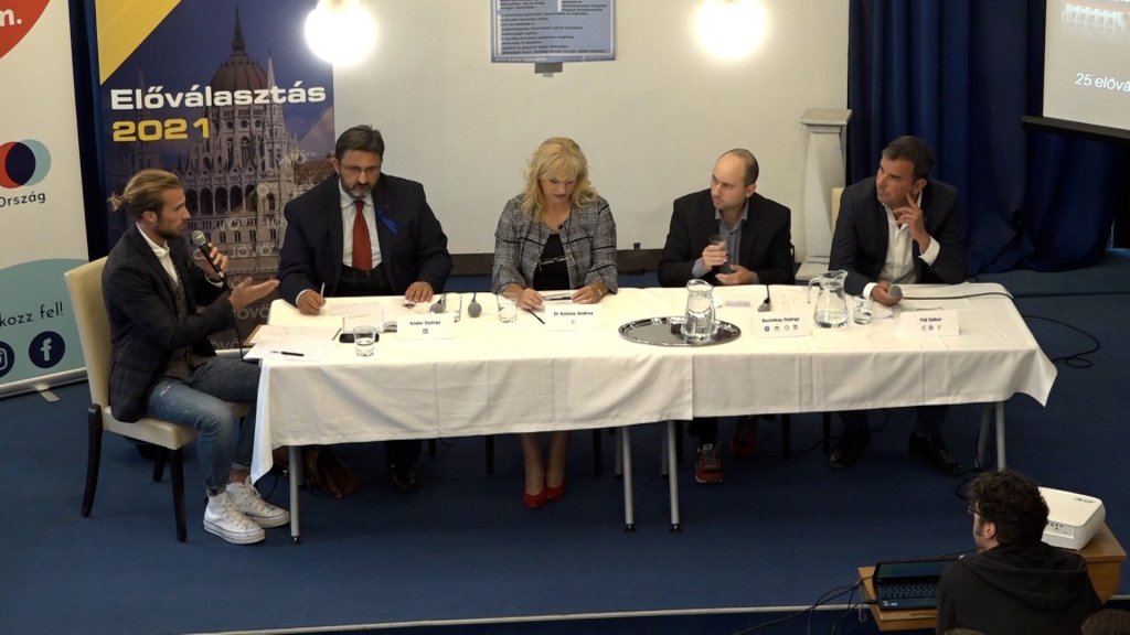 Előválasztási vitát tartottak szerdán Szentendrén, a Városháza Dísztermében