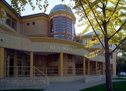 Letartóztattak egy férfit, aki fiatalkorúakkal fogyasztott kábítószert