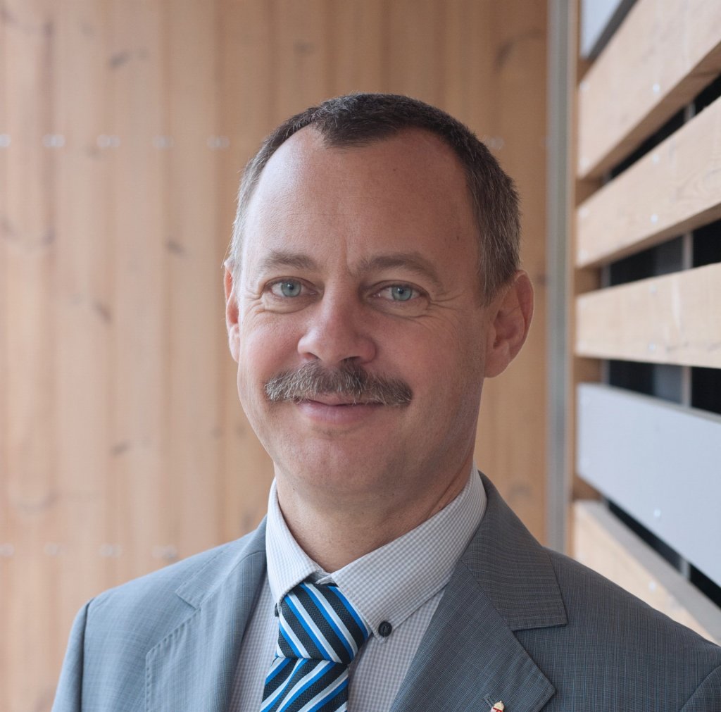 Révész Máriusz: a szentendrei önkormányzat megakadályozta a kerékpáros híd építését