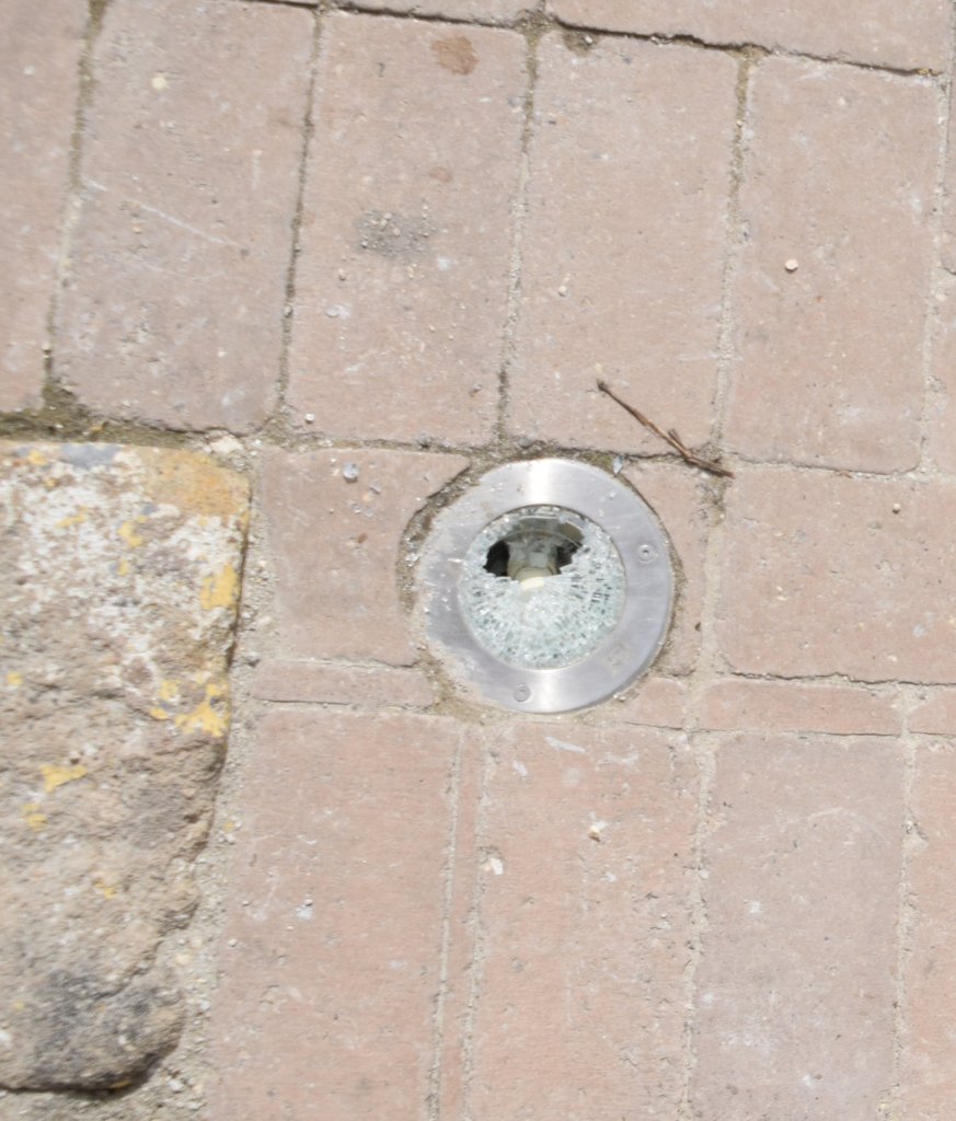 Rongálás a Kálvárián