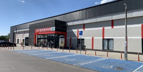 Október 13-án reggel újra nyit a Dobogókői úti Interspar