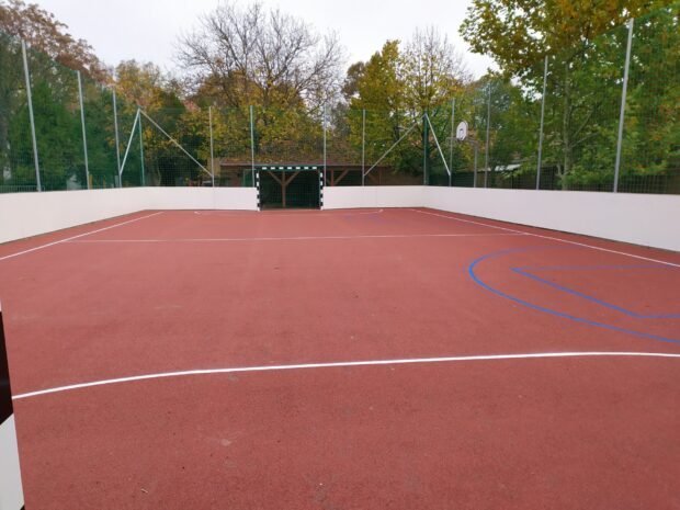 Átadták az új multifunkcionális sportpályát