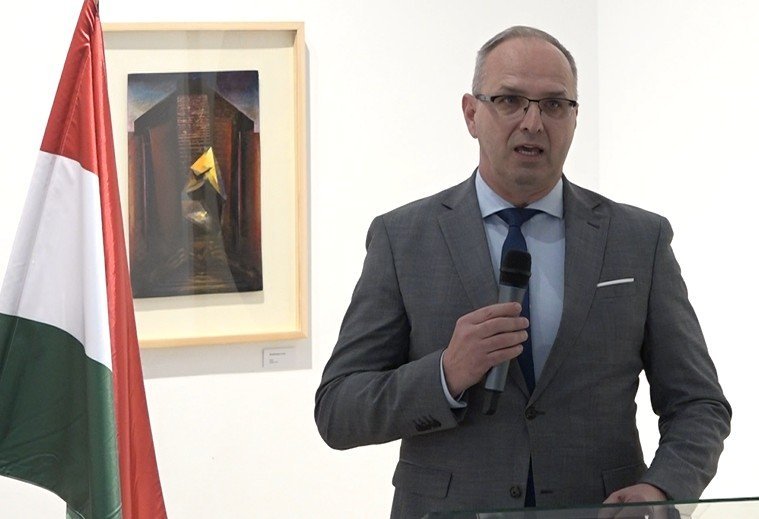 Sukta Csaba Szentendrén ismertette a HÉV-fejlesztés részleteit: 2030-ra teljesen megújul a H5-ös vonal