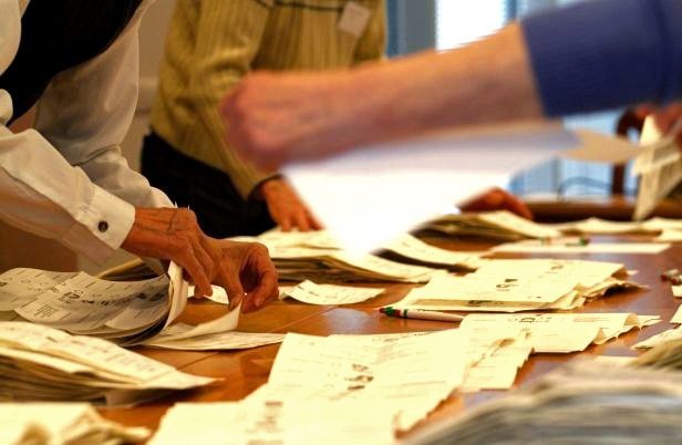 Február 9-én érkeznek a választási értesítők a postaládákba!