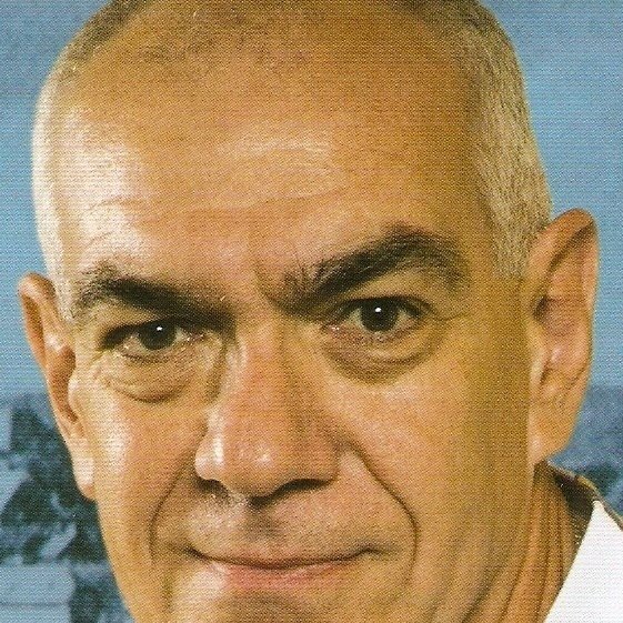 Elhunyt Szegő András