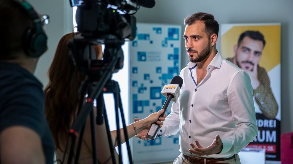 Télig tart a nyár Szentendrén