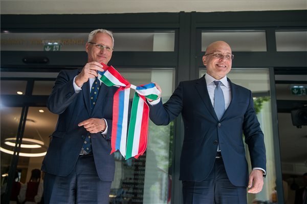 Felújították a Szerb Egyházi Múzeumot Szentendrén