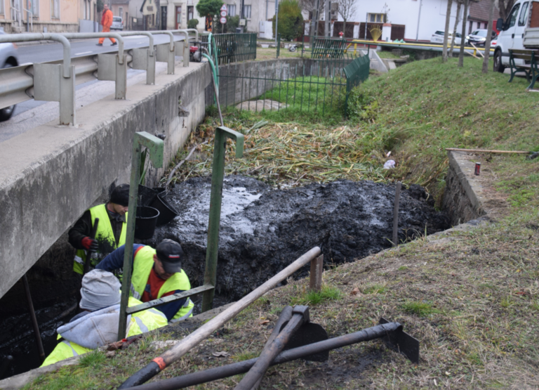 Megújuló közterek