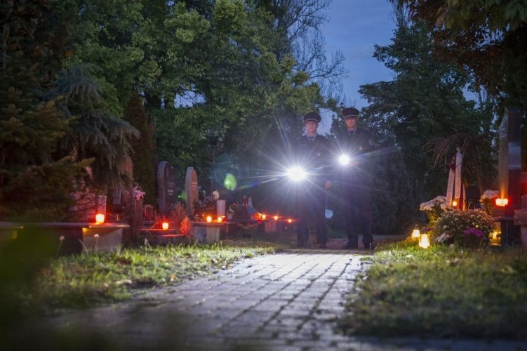 Vigyázzanak magukra, egymásra, védjük közösen értékeinket!