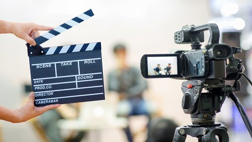 Filmforgatás miatt parkolókat zárnak le