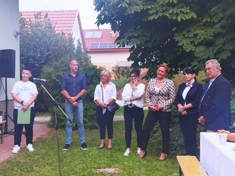 Magyarság KicsiNagykövete verseny - a Pest megyei győztesek Budakalászon találkoztak példaképeikkel