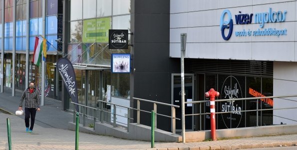 Új bérletrendszer lesz októbertől a V8 Uszodában