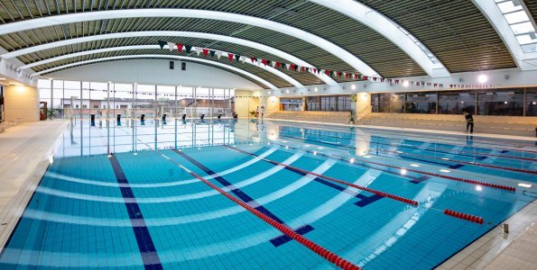 Június elsején 15 órától látogatható a V8 úszómedencéje