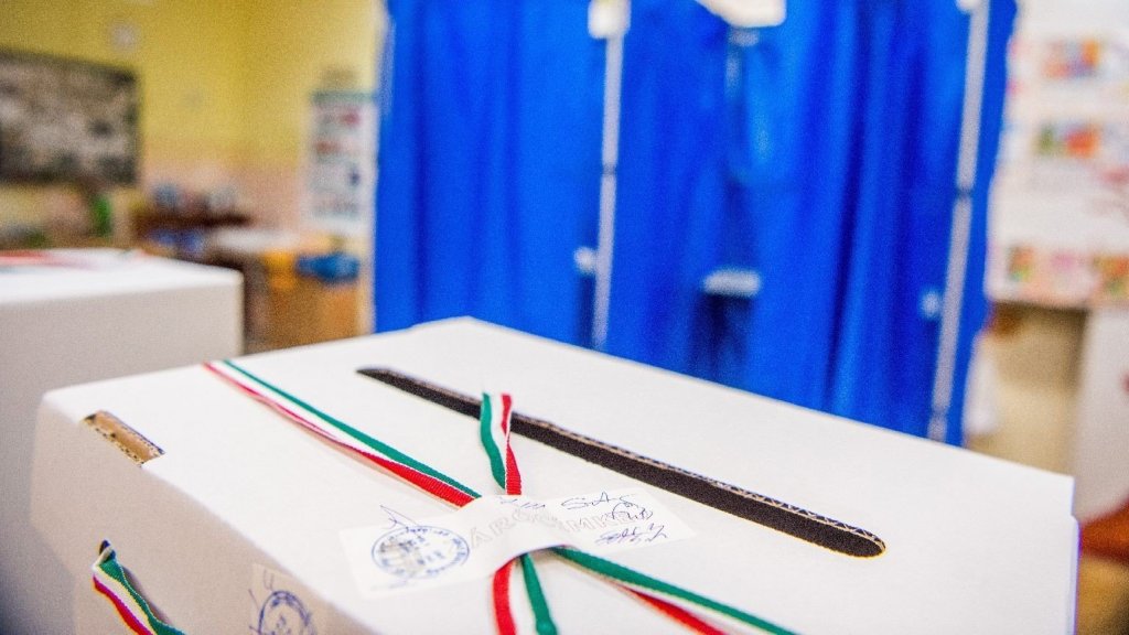 Voks 24 - Mintegy ezerrel több a jelölt az önkormányzati választáson, mint öt éve