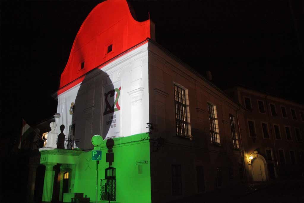 Megemlékezés és városi díjak átadása az 1956-os forradalom emléknapján 