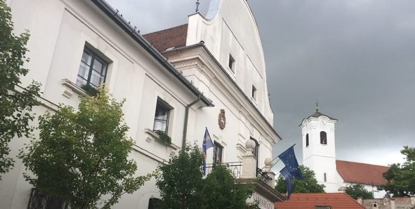 Zárva tart a Szentendrei Közös Önkormányzati Hivatal október 15-én