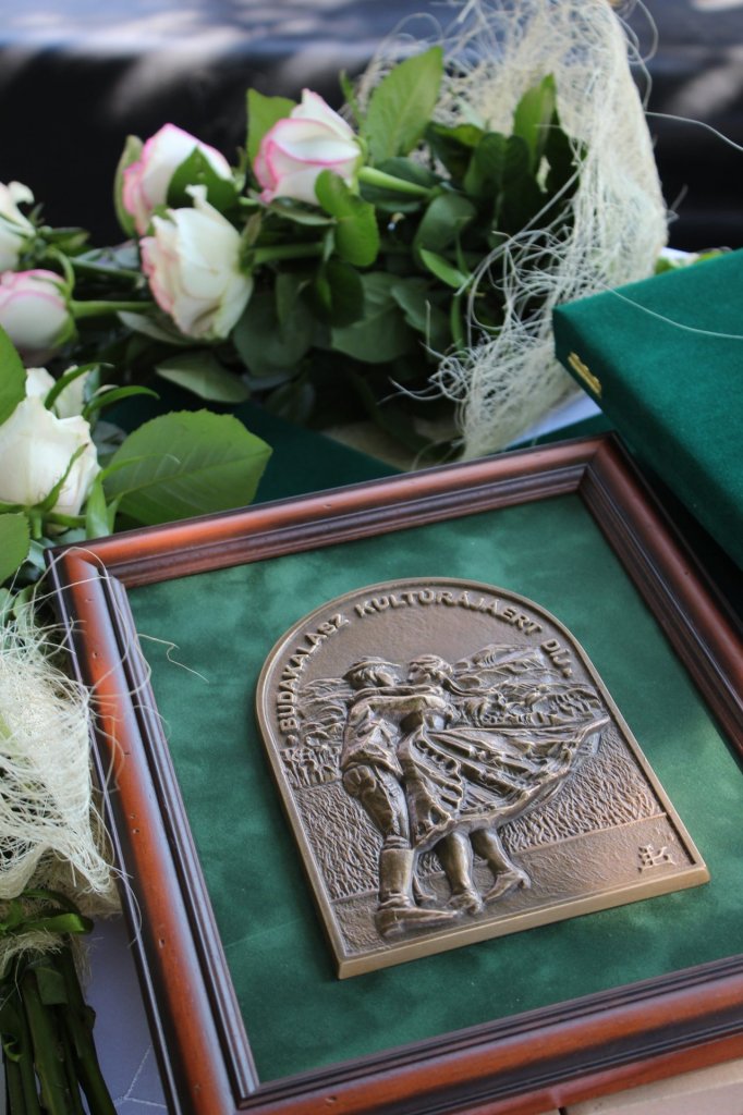 Városi díjak adományozásához várják a lakosok javaslatait