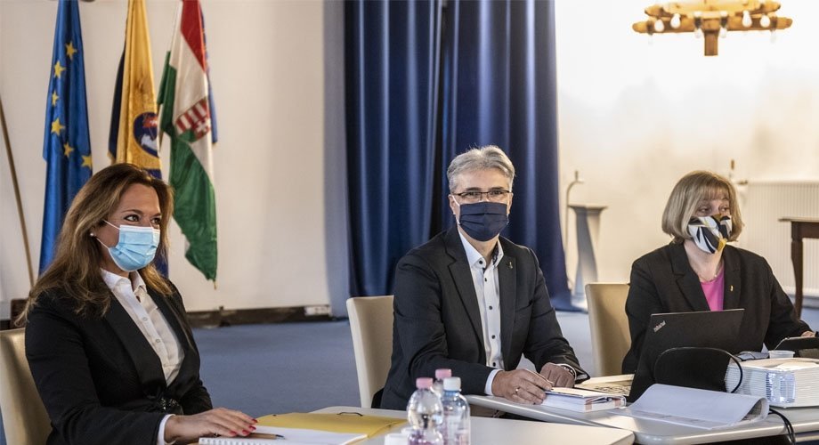 Közös levélben fordul a kormányhoz Vitályos Eszter és Fülöp Zsolt