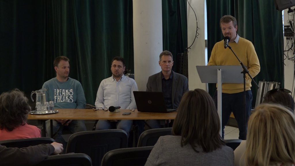 Lakossági fórumot tartottak az új ivóvíz-gerincvezeték építéséről